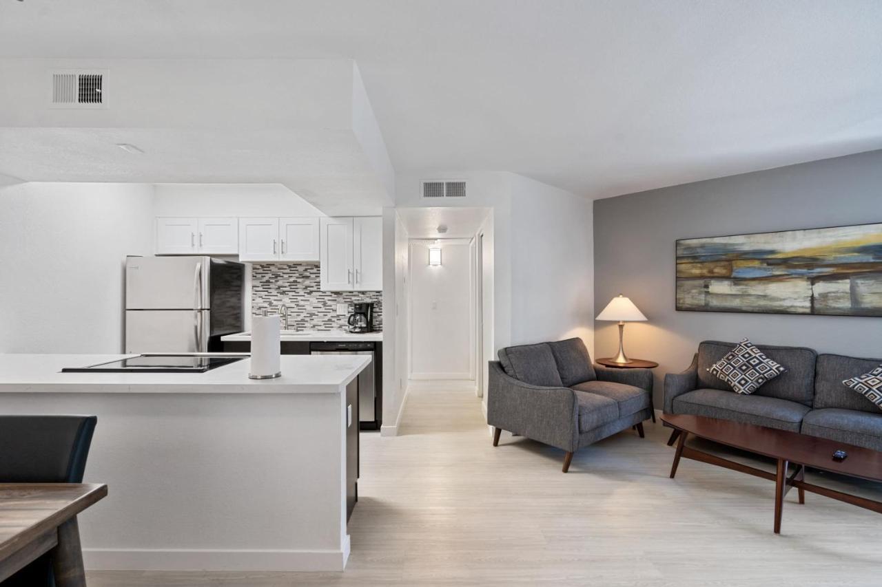 Newly Renovated 2Br Apartment W Pool By Stay Gia Phoenix Esterno foto